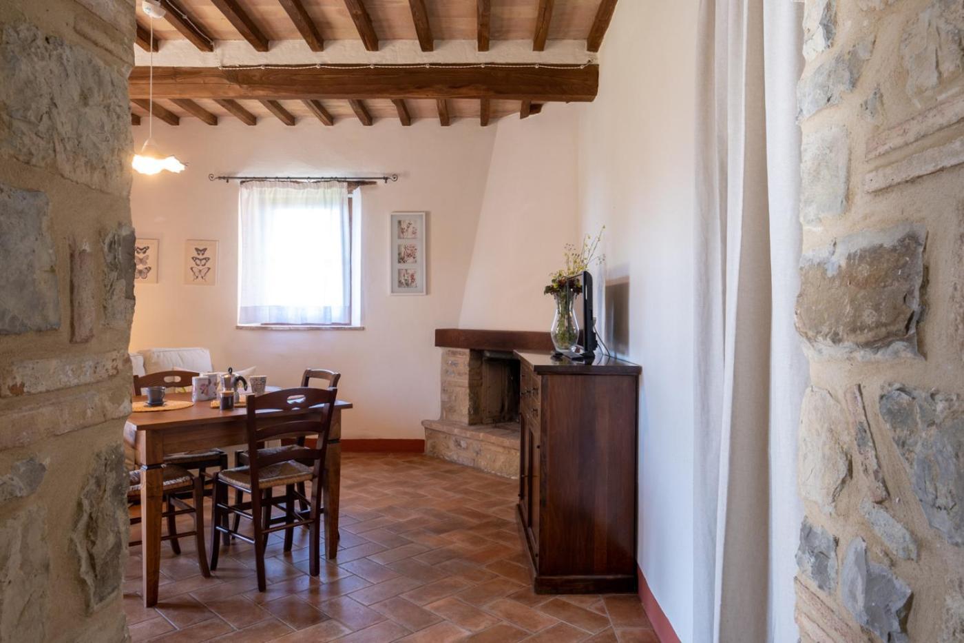 Podere Montale Il Borgo Seggiano Exterior photo